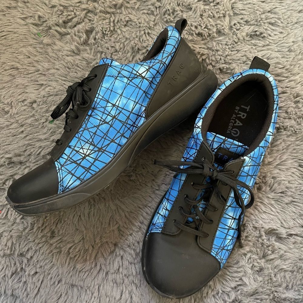 Alegria Trax sneakers - Picture 4 of 4